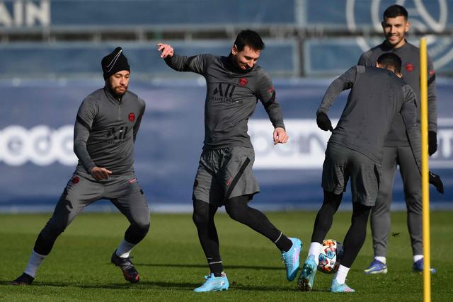 布朗尼17分4板3断 勇士大胜湖人58分豪取6连胜