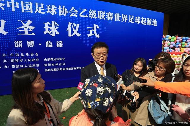 拉菲尼亚本赛季西甲14轮8球 距个人纪录还差3球